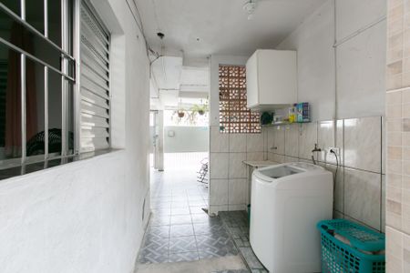 Casa à venda com 175m², 4 quartos e 2 vagas Casa à venda com 175m², 4 quartos e 2 vagasÁrea de Serviço 1