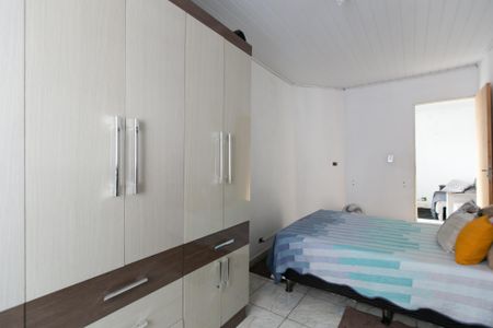 Casa à venda com 175m², 4 quartos e 2 vagas Casa à venda com 175m², 4 quartos e 2 vagasQuarto 3