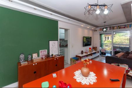 Apartamento para alugar com 90m², 3 quartos e 2 vagas Apartamento para alugar com 90m², 3 quartos e 2 vagasSala