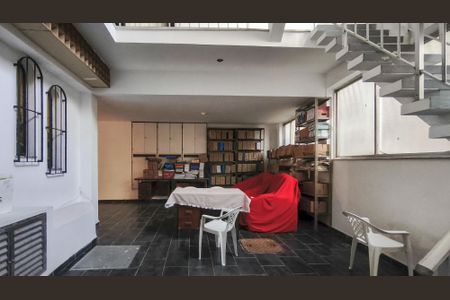 Casa à venda com 285m², 5 quartos e 3 vagasGaragem