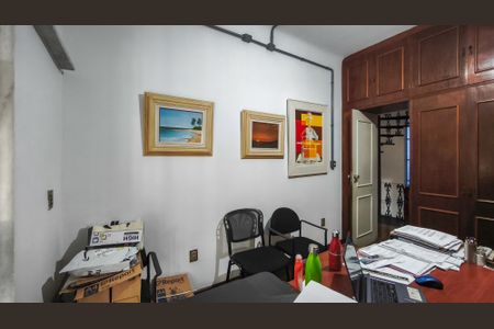 Casa à venda com 285m², 5 quartos e 3 vagasSuíte 1