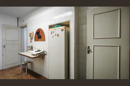 Casa à venda com 285m², 5 quartos e 3 vagasCozinha