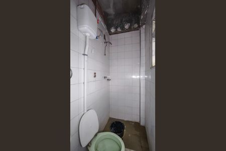 Casa à venda com 285m², 5 quartos e 3 vagasBanheiro da Suíte 4