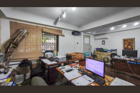 Casa à venda com 285m², 5 quartos e 3 vagasSala