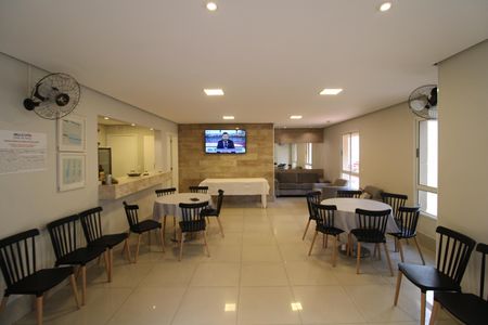 Apartamento para alugar com 60m², 2 quartos e 1 vagaÁrea Comum