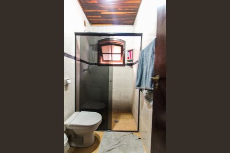 Casa à venda com 264m², 3 quartos e 4 vagasBanheiro 2