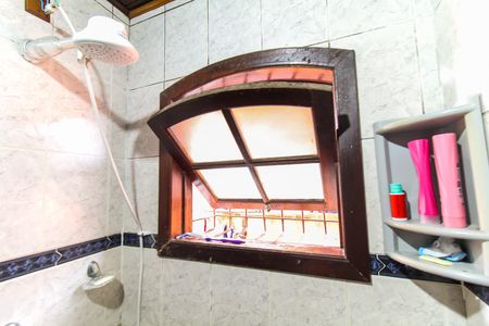 Casa à venda com 264m², 3 quartos e 4 vagasBanheiro 2