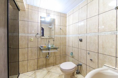 Casa à venda com 264m², 3 quartos e 4 vagasBanheiro da Suíte