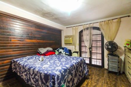 Casa à venda com 264m², 3 quartos e 4 vagasSuíte