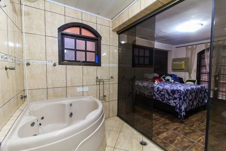 Casa à venda com 264m², 3 quartos e 4 vagasBanheiro da Suíte