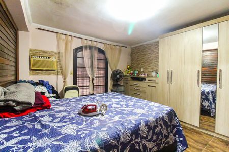 Casa à venda com 264m², 3 quartos e 4 vagasSuíte