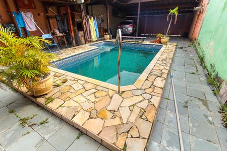 Casa à venda com 264m², 3 quartos e 4 vagasPiscina