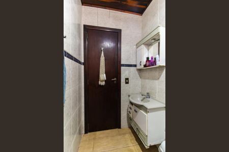 Casa à venda com 264m², 3 quartos e 4 vagasBanheiro 2