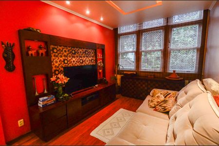 Apartamento à venda com 98m², 2 quartos e 1 vaga Apartamento à venda com 98m², 2 quartos e 1 vagaSala