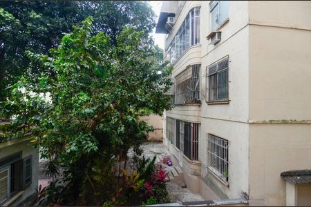 Apartamento à venda com 98m², 2 quartos e 1 vaga Apartamento à venda com 98m², 2 quartos e 1 vagaVista do Quarto 1