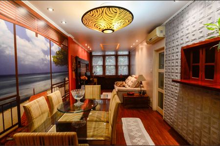 Apartamento à venda com 98m², 2 quartos e 1 vaga Apartamento à venda com 98m², 2 quartos e 1 vagaSala