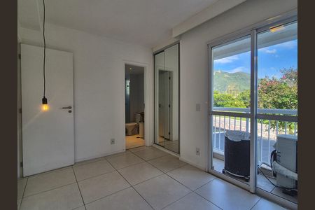 Apartamento à venda com 75m², 2 quartos e 1 vagaSuite