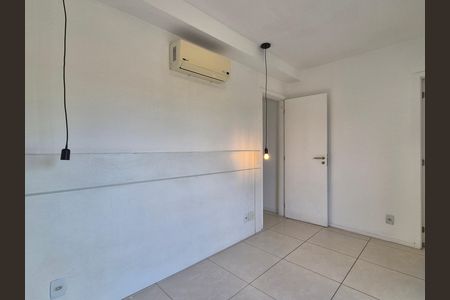 Apartamento à venda com 75m², 2 quartos e 1 vagaSuite