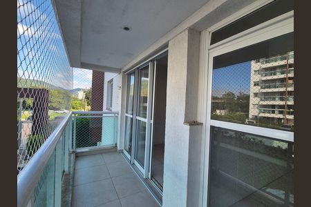 Apartamento à venda com 75m², 2 quartos e 1 vagaVaranda
