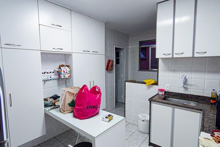 Apartamento à venda com 89m², 2 quartos e 1 vagaCozinha e Área de Serviço