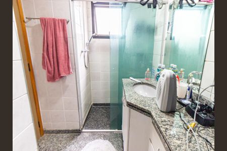 Apartamento à venda com 95m², 3 quartos e 2 vagas Apartamento à venda com 95m², 3 quartos e 2 vagasBanheiro da Suíte