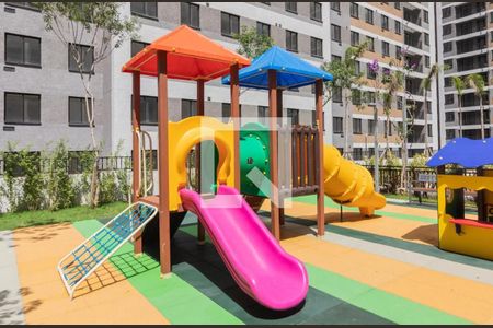 Apartamento para alugar com 33m², 2 quartos e sem vaga Apartamento para alugar com 33m², 2 quartos e sem vagaÁrea comum - Playground