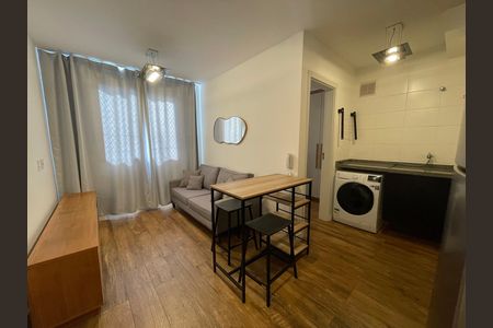 Apartamento para alugar com 33m², 2 quartos e sem vaga Apartamento para alugar com 33m², 2 quartos e sem vagaSala/Cozinha
