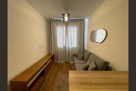 Apartamento para alugar com 33m², 2 quartos e sem vaga Apartamento para alugar com 33m², 2 quartos e sem vagaSala