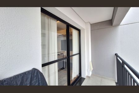 Apartamento à venda com 32m², 1 quarto e sem vaga Apartamento à venda com 32m², 1 quarto e sem vagaVaranda