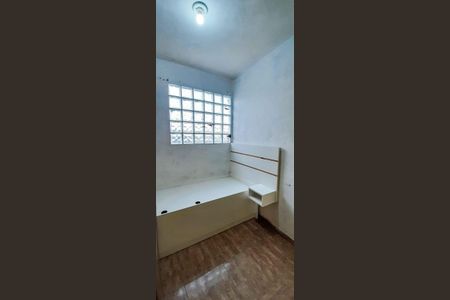 Casa à venda com 75m², 4 quartos e 2 vagas Casa à venda com 75m², 4 quartos e 2 vagasQuarto 2