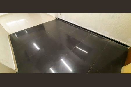 Casa à venda com 75m², 4 quartos e 2 vagas