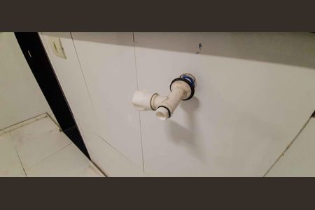 Casa à venda com 75m², 4 quartos e 2 vagas