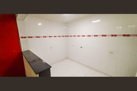 Casa à venda com 75m², 4 quartos e 2 vagas Casa à venda com 75m², 4 quartos e 2 vagasCozinha