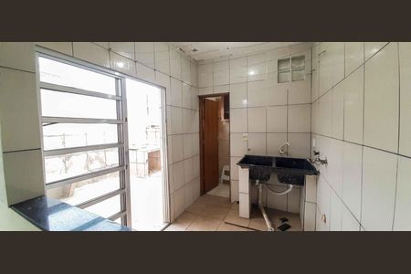 Casa à venda com 75m², 4 quartos e 2 vagas Casa à venda com 75m², 4 quartos e 2 vagasÁrea de Serviço