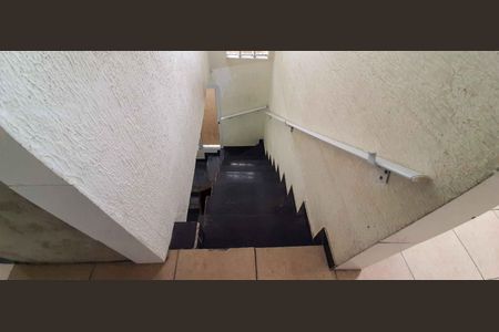 Casa à venda com 75m², 4 quartos e 2 vagas