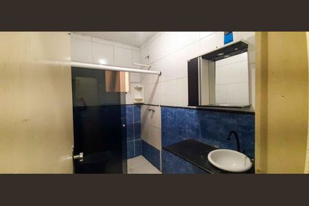 Casa à venda com 75m², 4 quartos e 2 vagas Casa à venda com 75m², 4 quartos e 2 vagasBanheiro Social