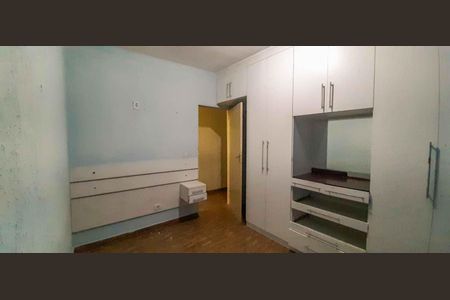 Casa à venda com 75m², 4 quartos e 2 vagas