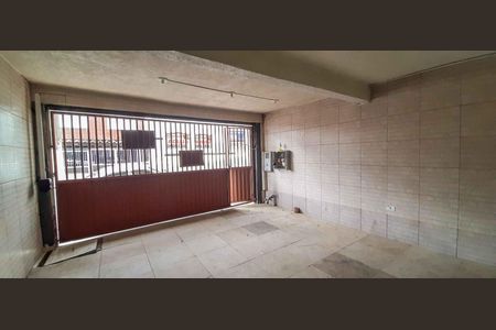 Casa à venda com 75m², 4 quartos e 2 vagas