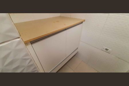 Casa à venda com 75m², 4 quartos e 2 vagas