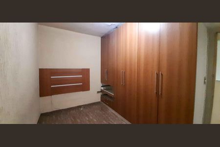 Casa à venda com 75m², 4 quartos e 2 vagas