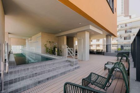 Studio à venda com 39m², 1 quarto e sem vagaPiscina