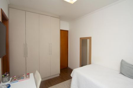 Apartamento à venda com 144m², 3 quartos e 2 vagasSuíte 2