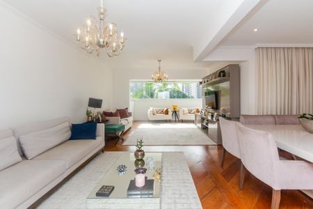 Apartamento à venda com 144m², 3 quartos e 2 vagasSala