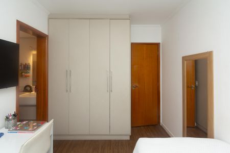 Apartamento à venda com 144m², 3 quartos e 2 vagasSuíte 2