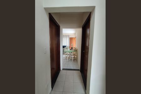 Casa à venda com 340m², 4 quartos e 6 vagasCorredor