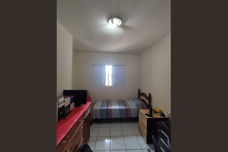 Casa à venda com 340m², 4 quartos e 6 vagasQuarto 2