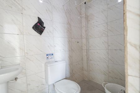 Casa à venda com 50m², 2 quartos e sem vaga Casa à venda com 50m², 2 quartos e sem vagaBanheiro