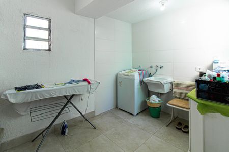 Casa à venda com 120m², 2 quartos e 2 vagasÁrea de Serviço