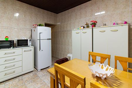 Casa à venda com 120m², 2 quartos e 2 vagasCozinha