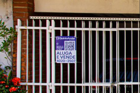 Casa à venda com 120m², 2 quartos e 2 vagasPlaquinha